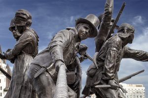 Monument_of_Canada (1)