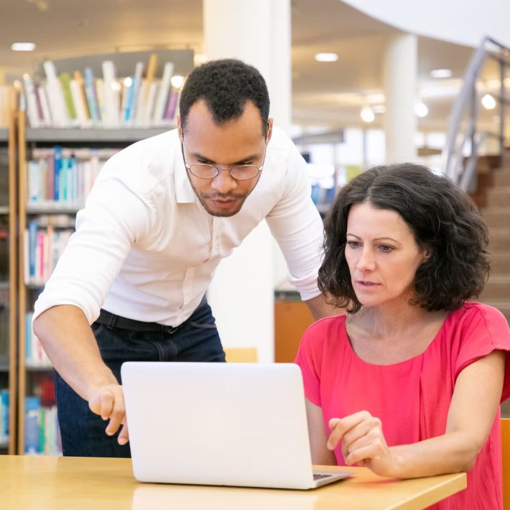 tutor-explaining-research-specific-student-library_74855-1667_8_11zon